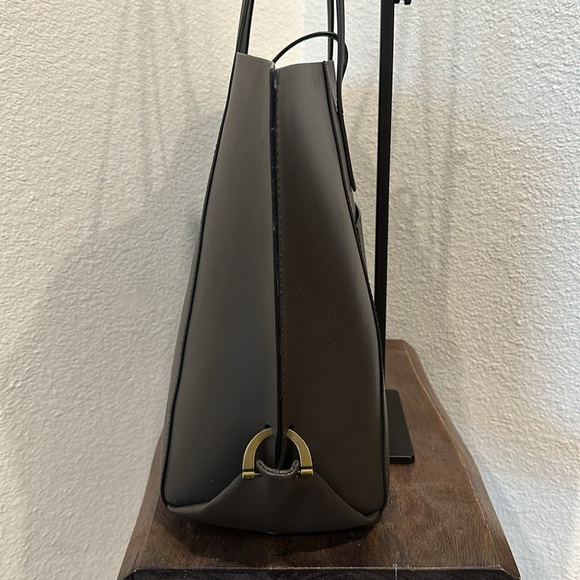 ZAC Zac Posen Eartha Folded-Guss et Tote - Grey Large Tote Handbag - Picture 5 of 11